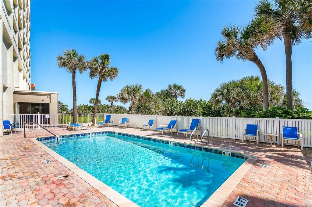 En Venta: $600,000 (3 camas, 2 baños, 1560 Pies cuadrados)