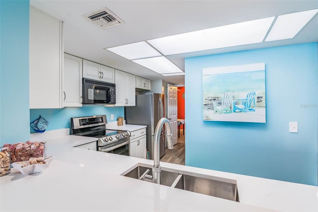 En Venta: $600,000 (3 camas, 2 baños, 1560 Pies cuadrados)