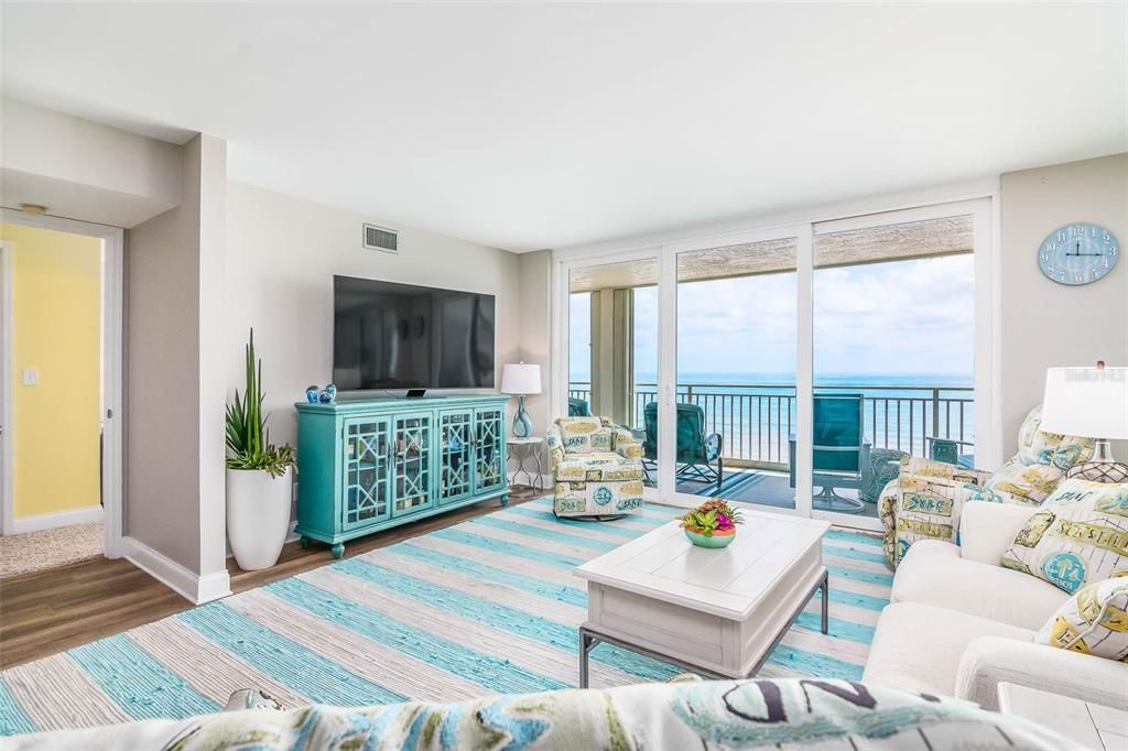 En Venta: $600,000 (3 camas, 2 baños, 1560 Pies cuadrados)