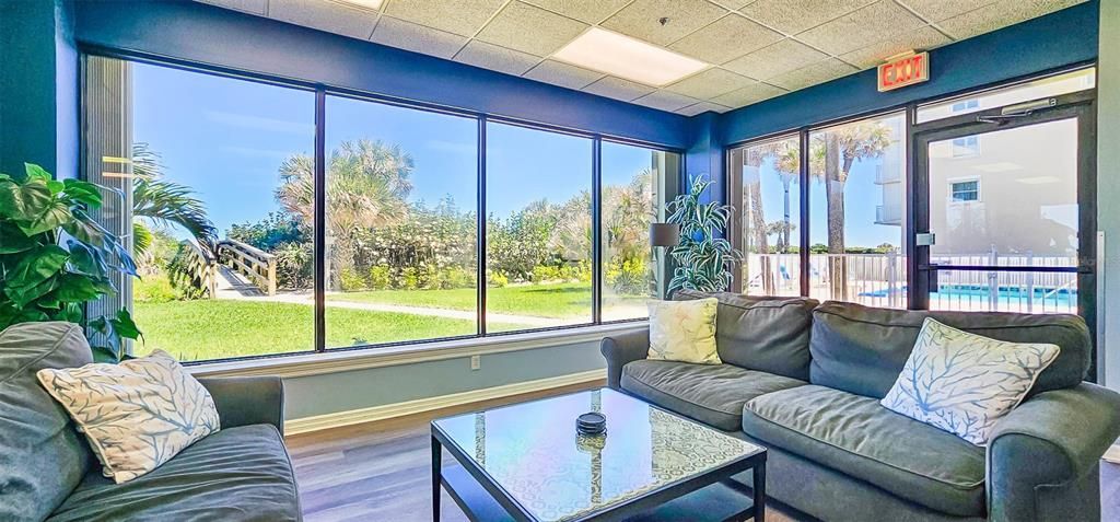 En Venta: $600,000 (3 camas, 2 baños, 1560 Pies cuadrados)