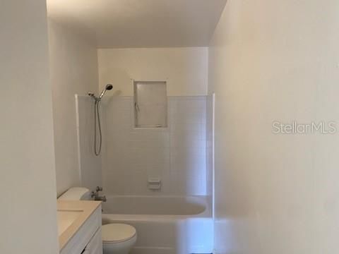 На продажу: $349,000 (4 спален, 0 ванн, 1758 Квадратных фут)