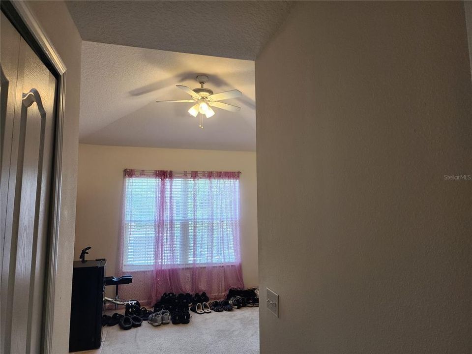 Active With Contract: $260,000 (3 beds, 2 baths, 1588 Square Feet)