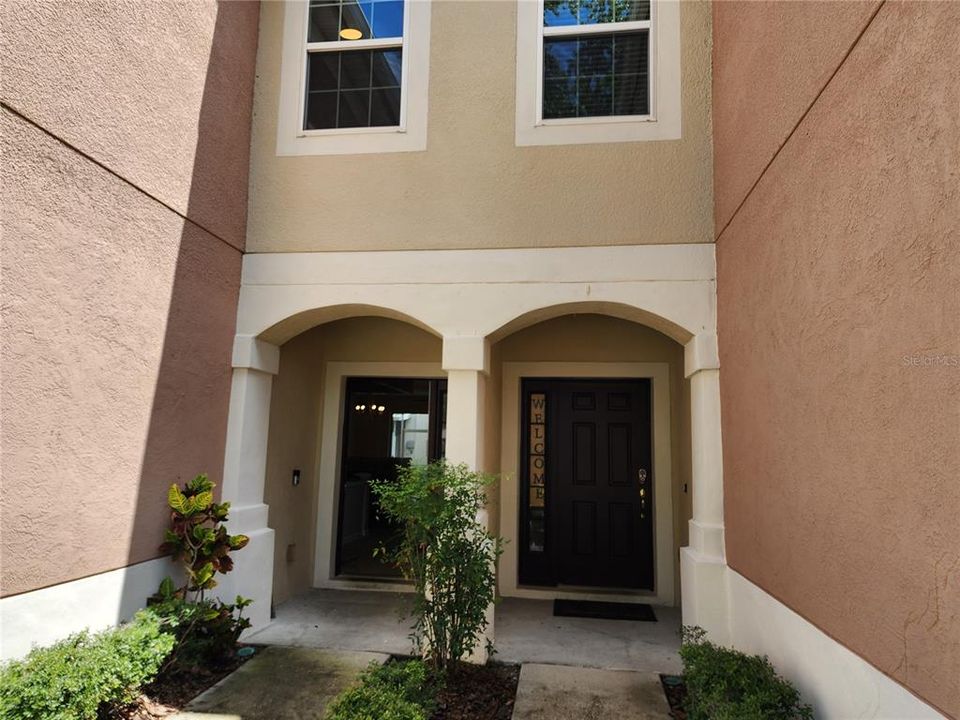 Active With Contract: $260,000 (3 beds, 2 baths, 1588 Square Feet)