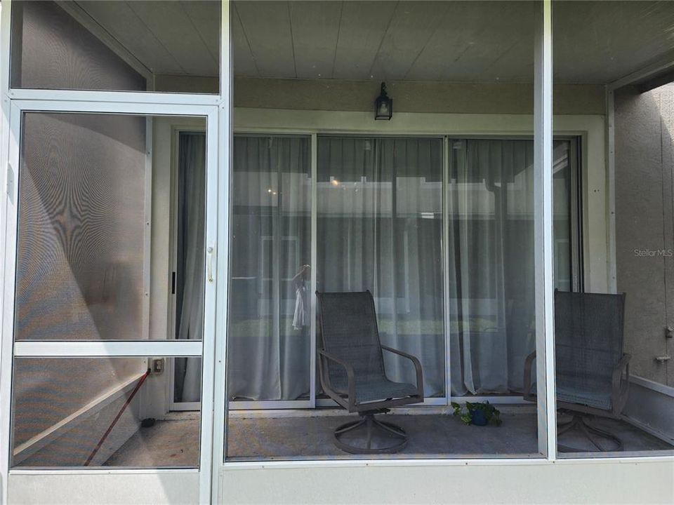 Active With Contract: $260,000 (3 beds, 2 baths, 1588 Square Feet)