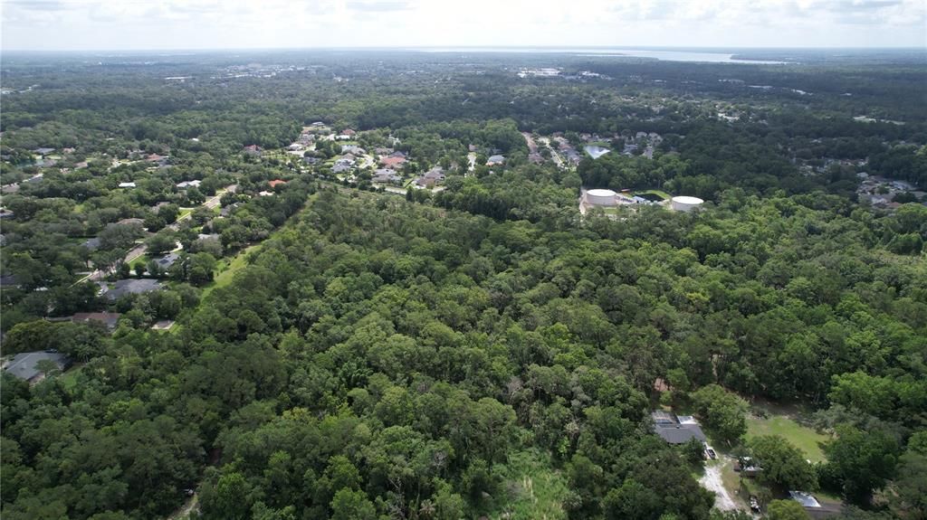 待售: $799,000 (15.18 acres)