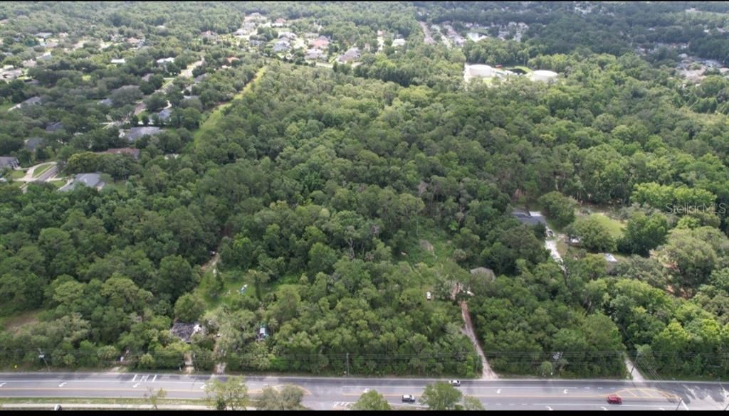 待售: $799,000 (15.18 acres)