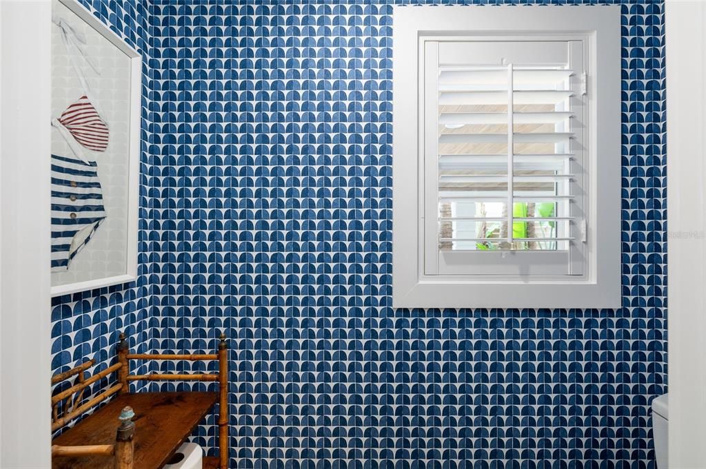 For Sale: $4,995,000 (3 beds, 2 baths, 2049 Square Feet)