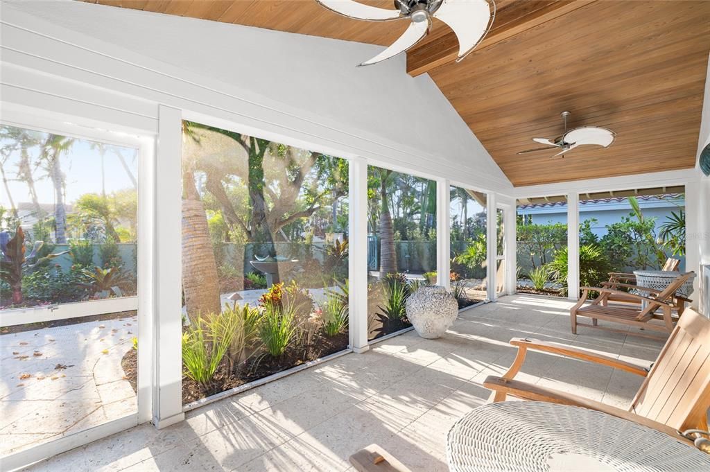 For Sale: $4,995,000 (3 beds, 2 baths, 2049 Square Feet)