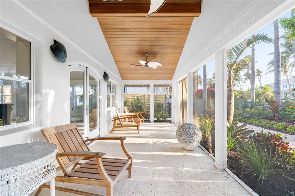 For Sale: $4,995,000 (3 beds, 2 baths, 2049 Square Feet)