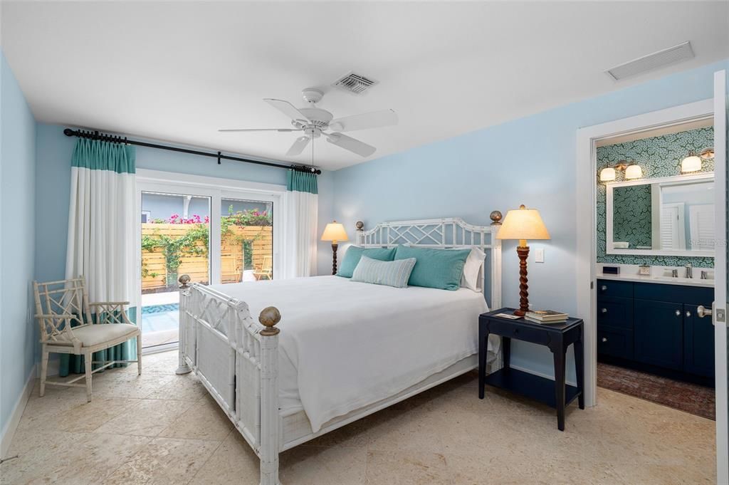 For Sale: $4,995,000 (3 beds, 2 baths, 2049 Square Feet)