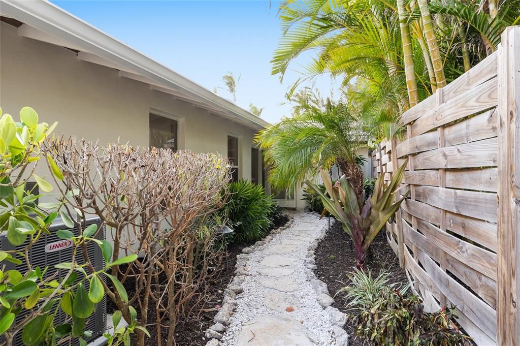 For Sale: $4,995,000 (3 beds, 2 baths, 2049 Square Feet)