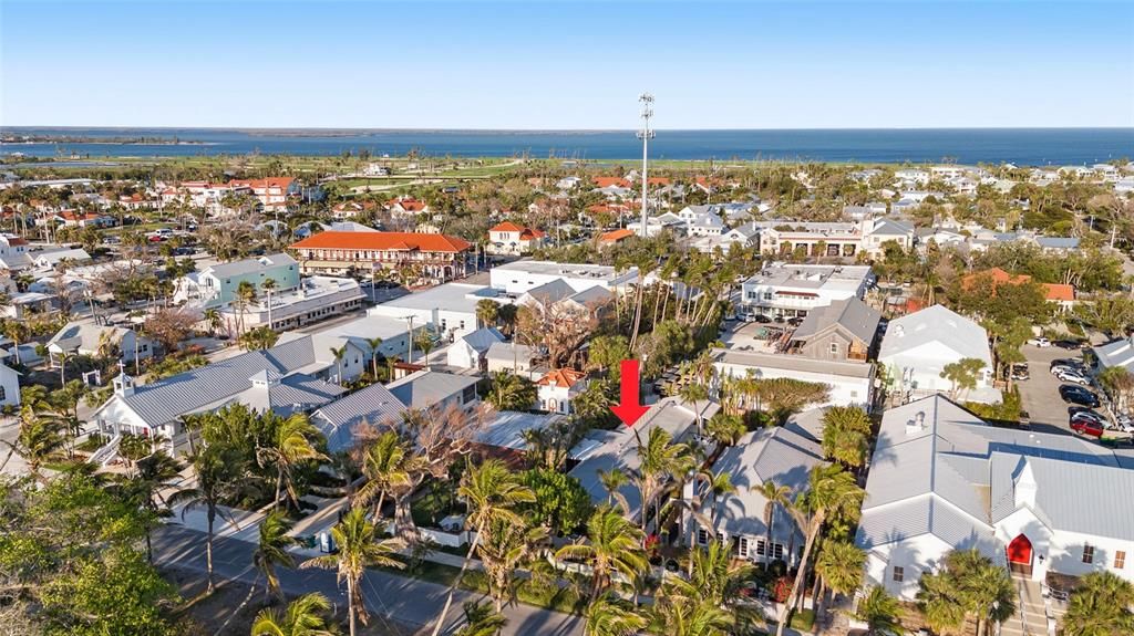 For Sale: $4,995,000 (3 beds, 2 baths, 2049 Square Feet)