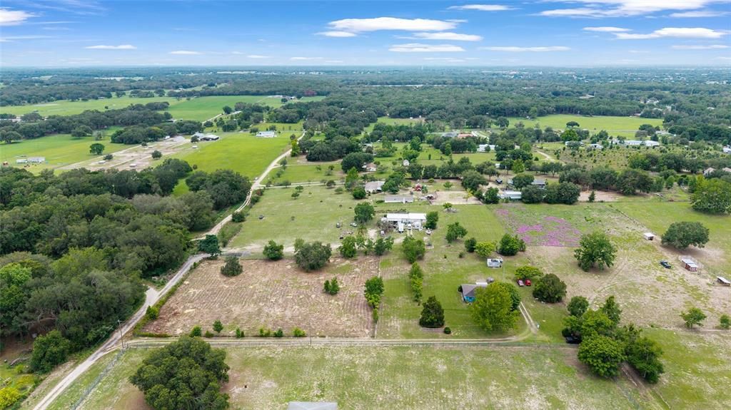 Под контрактом: $279,500 (3 спален, 2 ванн, 1094 Квадратных фут)