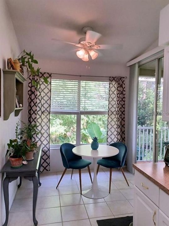 На продажу: $349,000 (3 спален, 2 ванн, 1450 Квадратных фут)