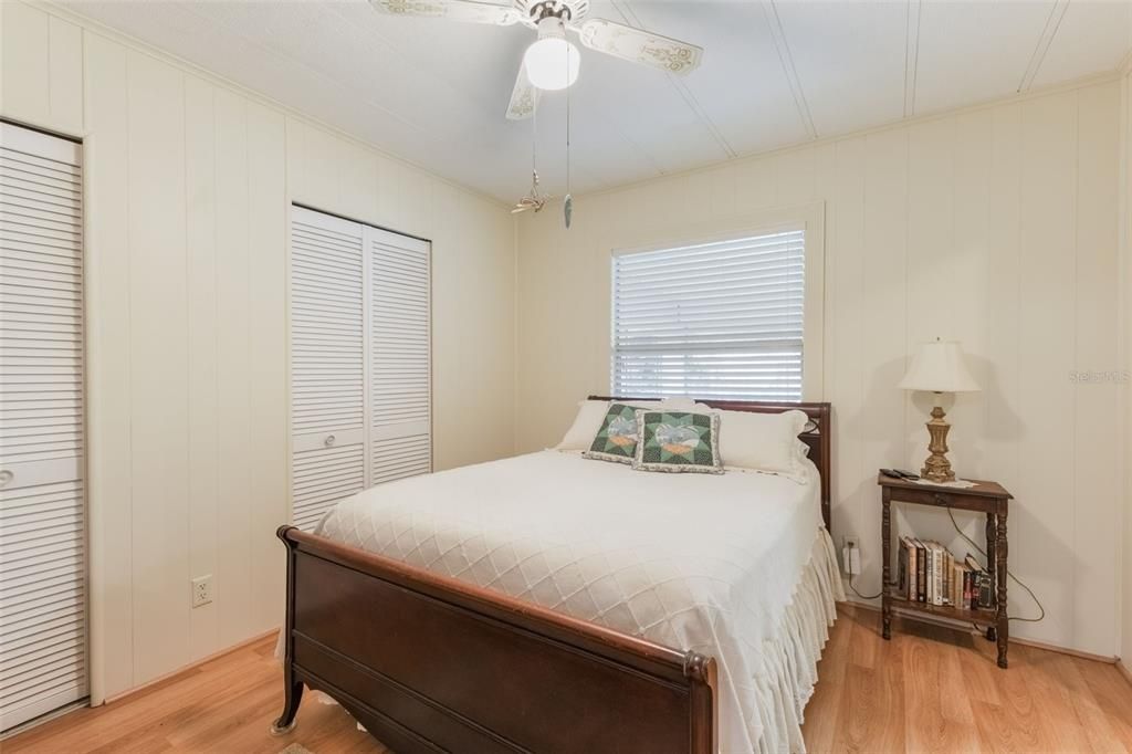 Active With Contract: $249,900 (2 beds, 2 baths, 1374 Square Feet)