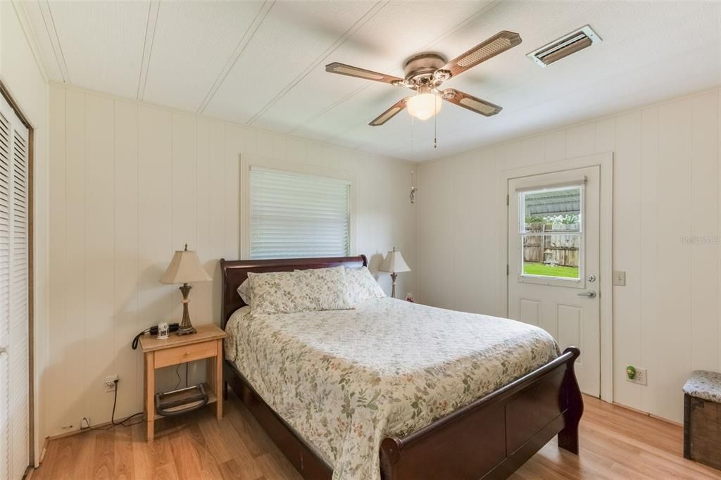 Active With Contract: $249,900 (2 beds, 2 baths, 1374 Square Feet)