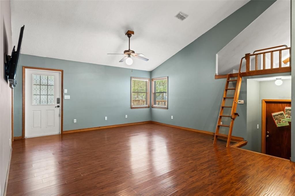 待售: $1,199,000 (3 贝兹, 2 浴室, 2142 平方英尺)