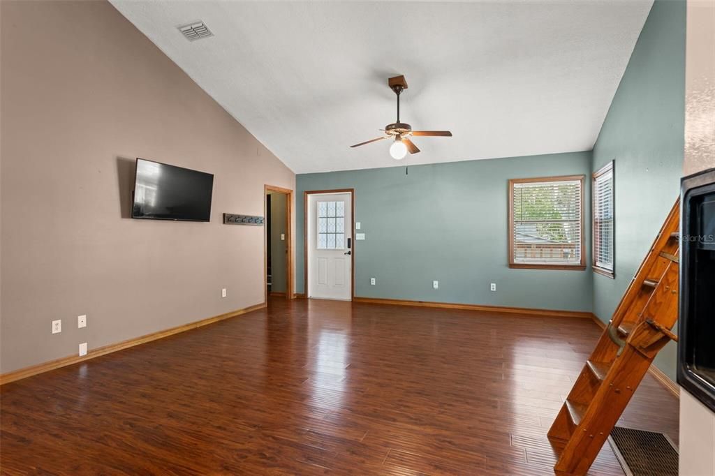 待售: $1,199,000 (3 贝兹, 2 浴室, 2142 平方英尺)