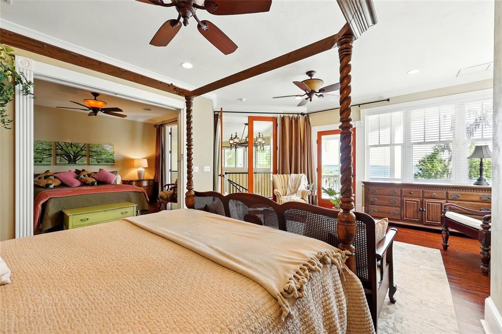 For Sale: $1,795,000 (5 beds, 6 baths, 5943 Square Feet)