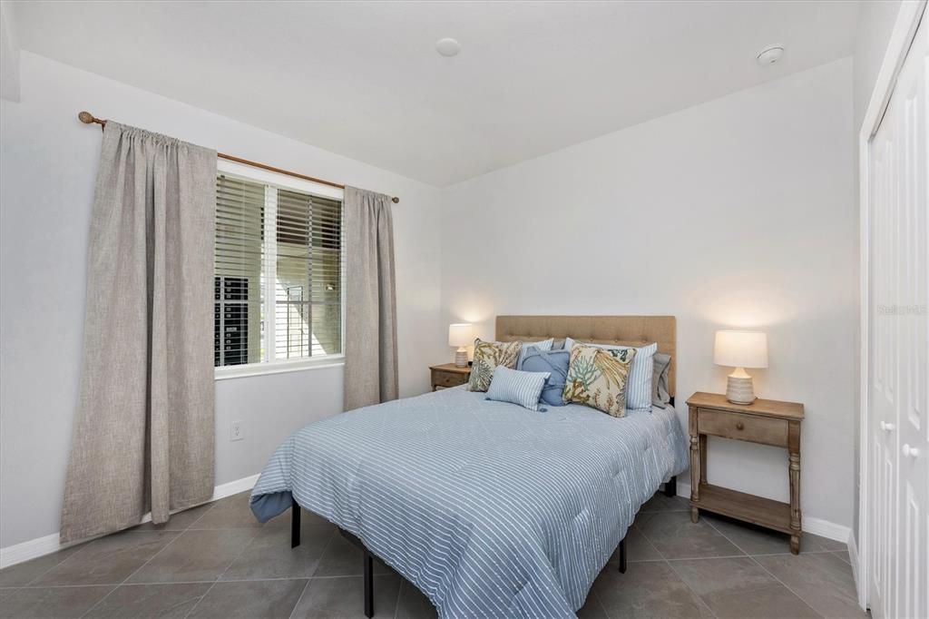 В аренду: $2,250 (2 спален, 2 ванн, 1120 Квадратных фут)