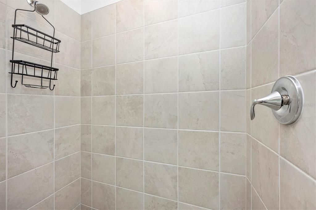 В аренду: $2,250 (2 спален, 2 ванн, 1120 Квадратных фут)