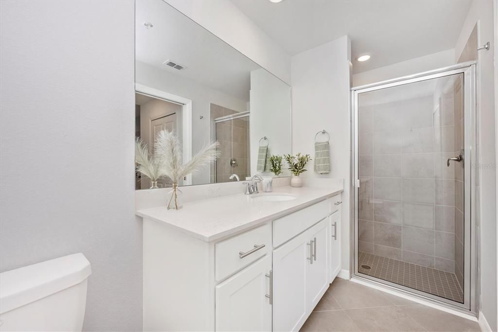 В аренду: $2,250 (2 спален, 2 ванн, 1120 Квадратных фут)