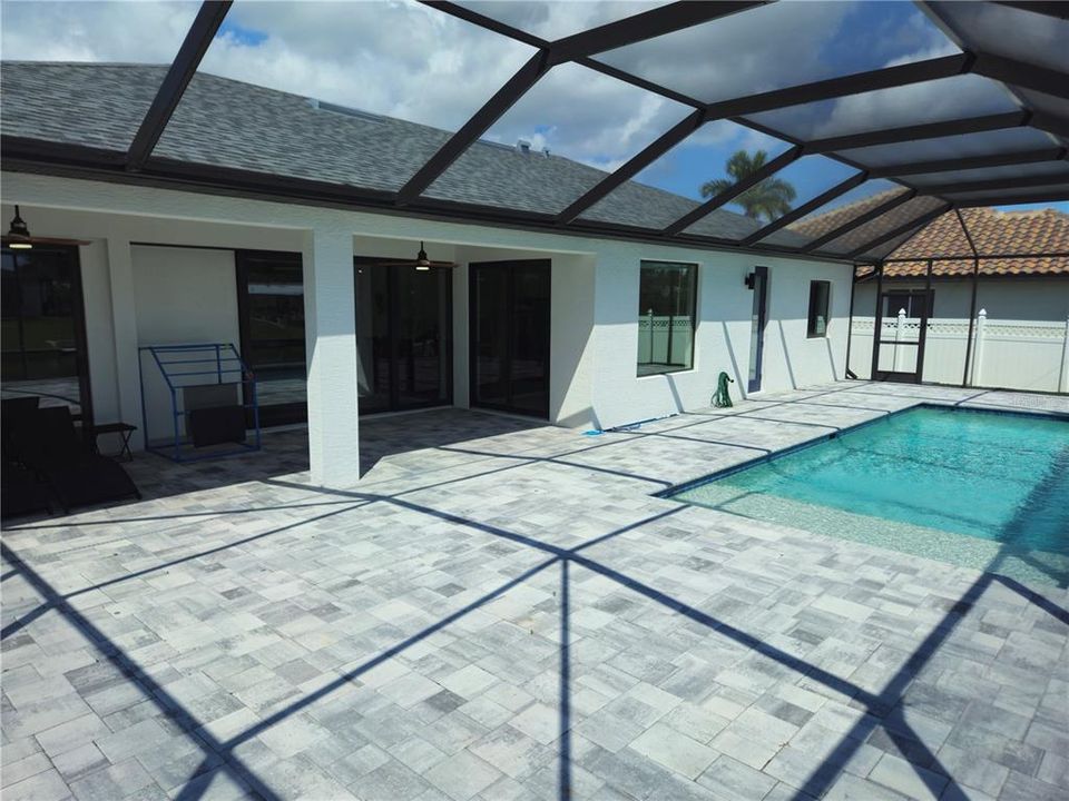 For Rent: $5,400 (3 beds, 2 baths, 1679 Square Feet)