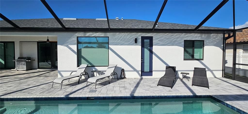 For Rent: $5,400 (3 beds, 2 baths, 1679 Square Feet)