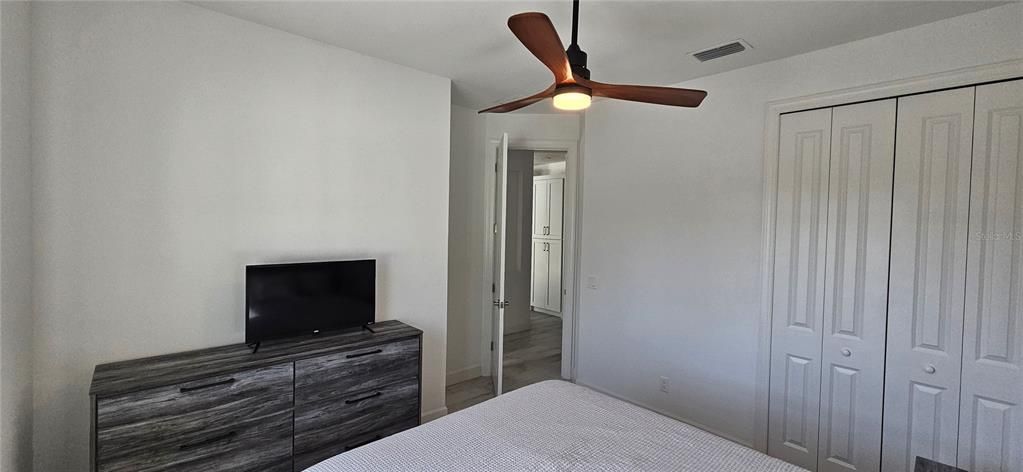 For Rent: $5,400 (3 beds, 2 baths, 1679 Square Feet)