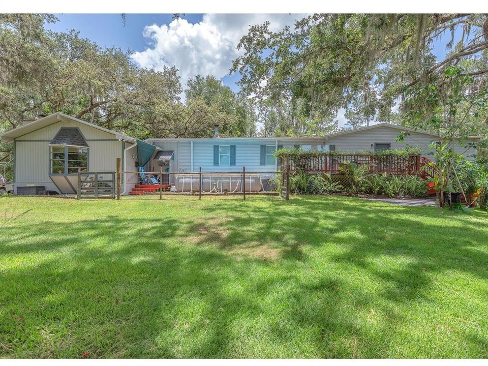 Recently Sold: $550,000 (3 beds, 2 baths, 2187 Square Feet)