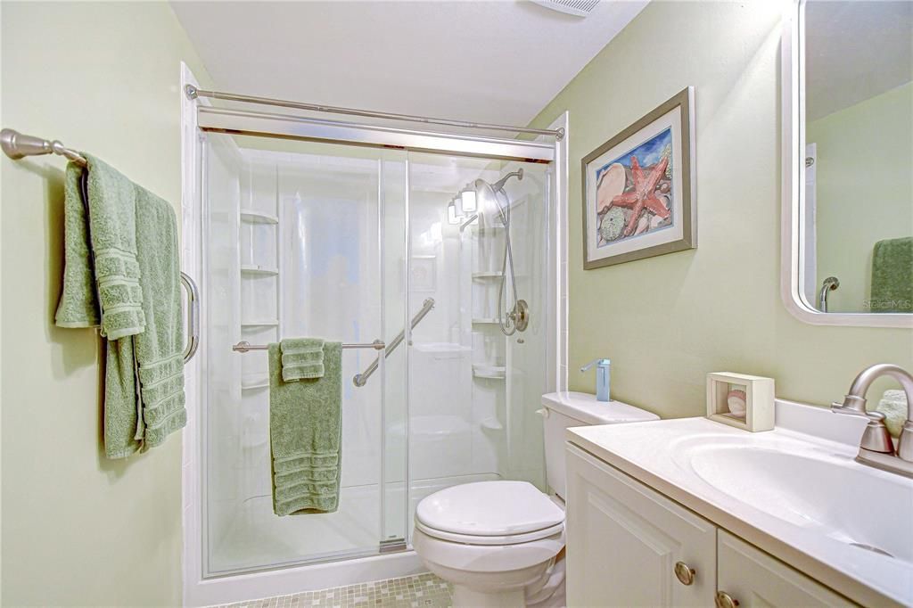 На продажу: $90,000 (1 спален, 1 ванн, 720 Квадратных фут)