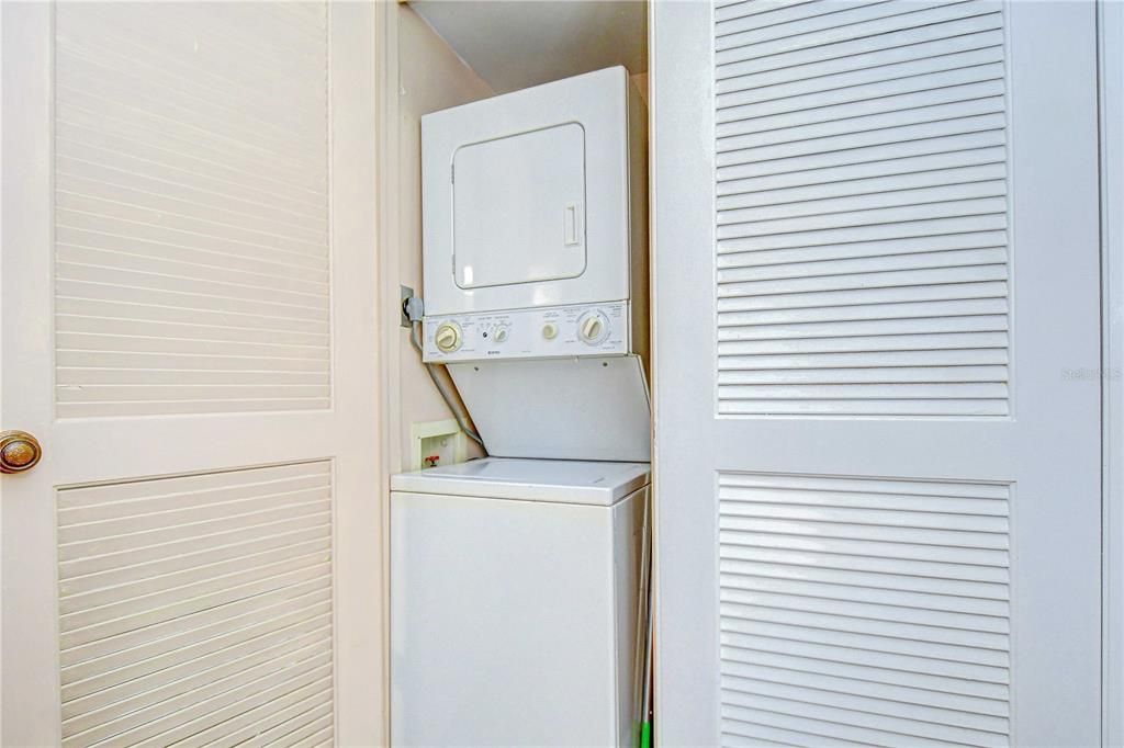 На продажу: $90,000 (1 спален, 1 ванн, 720 Квадратных фут)