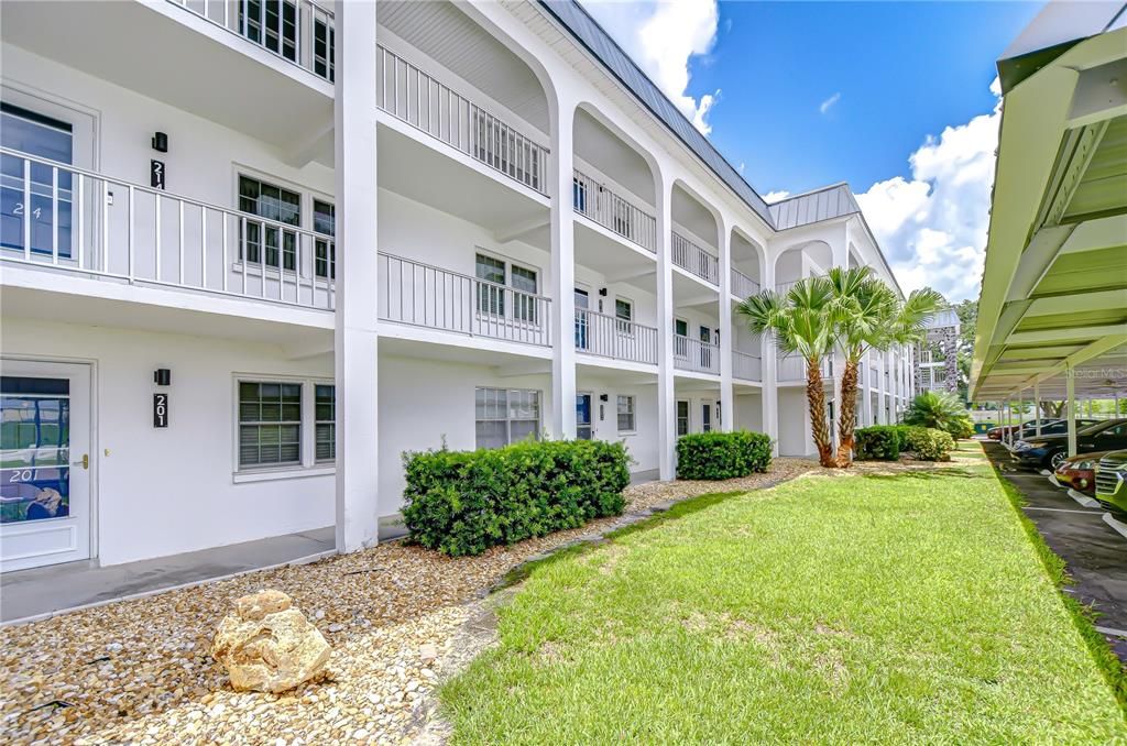 На продажу: $90,000 (1 спален, 1 ванн, 720 Квадратных фут)