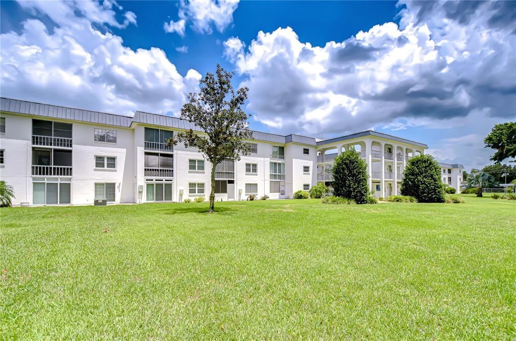 На продажу: $90,000 (1 спален, 1 ванн, 720 Квадратных фут)