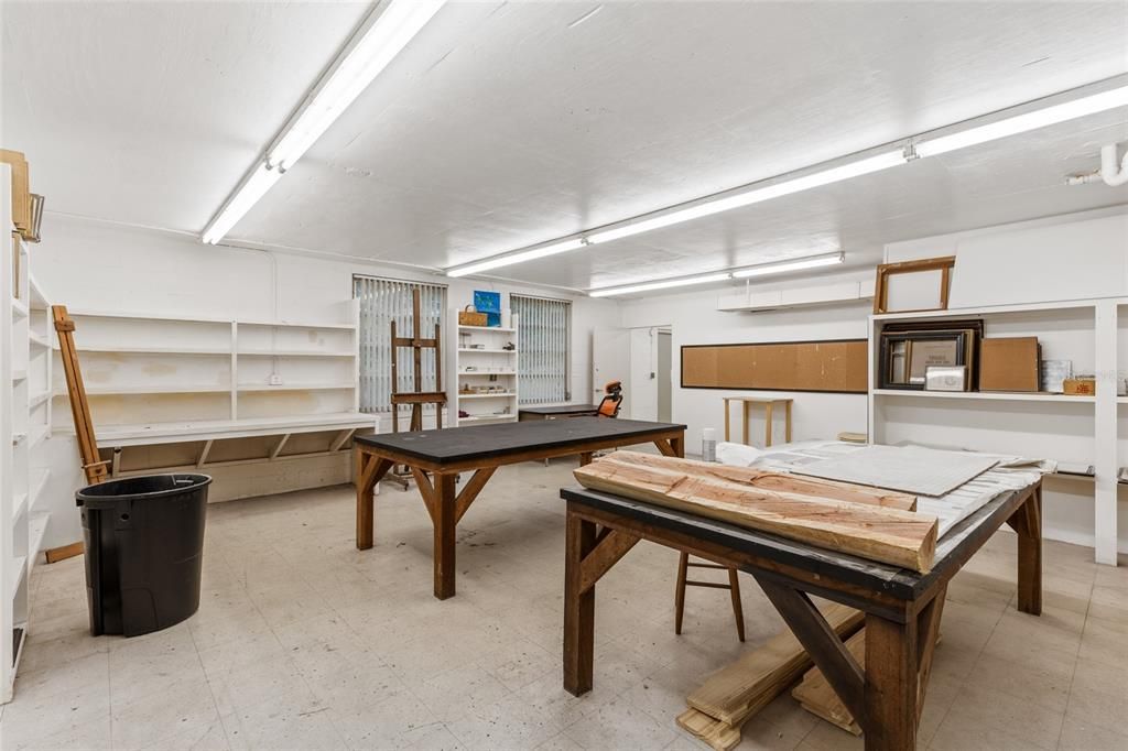 Activo con contrato: $240,000 (3 camas, 2 baños, 1558 Pies cuadrados)