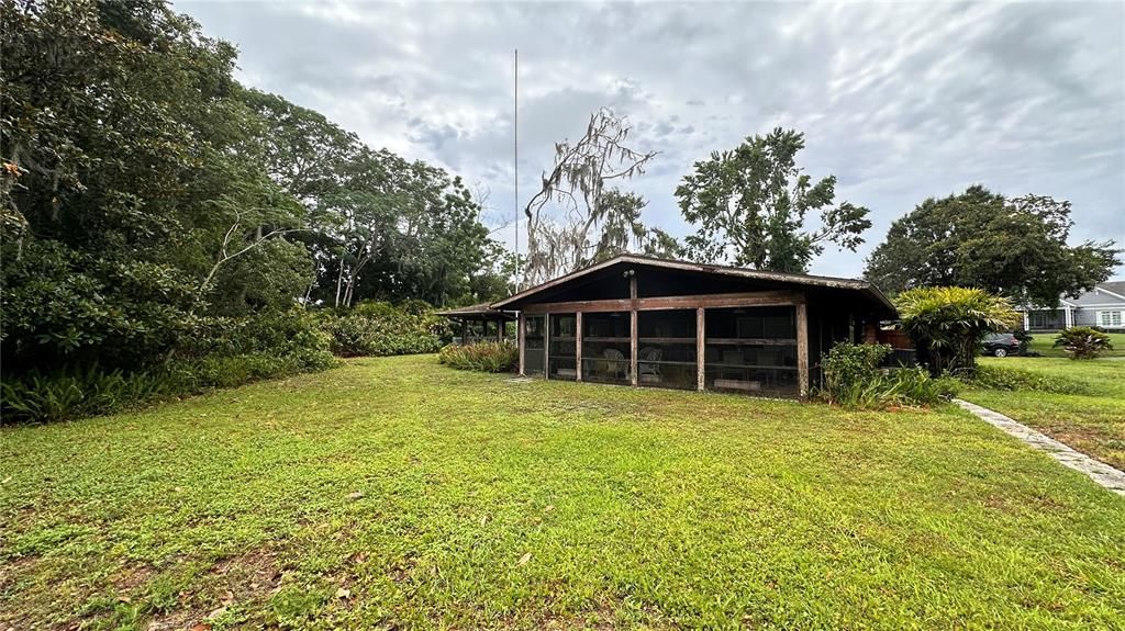 For Sale: $700,000 (4 beds, 2 baths, 2779 Square Feet)