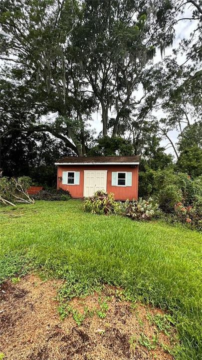 For Sale: $700,000 (4 beds, 2 baths, 2779 Square Feet)