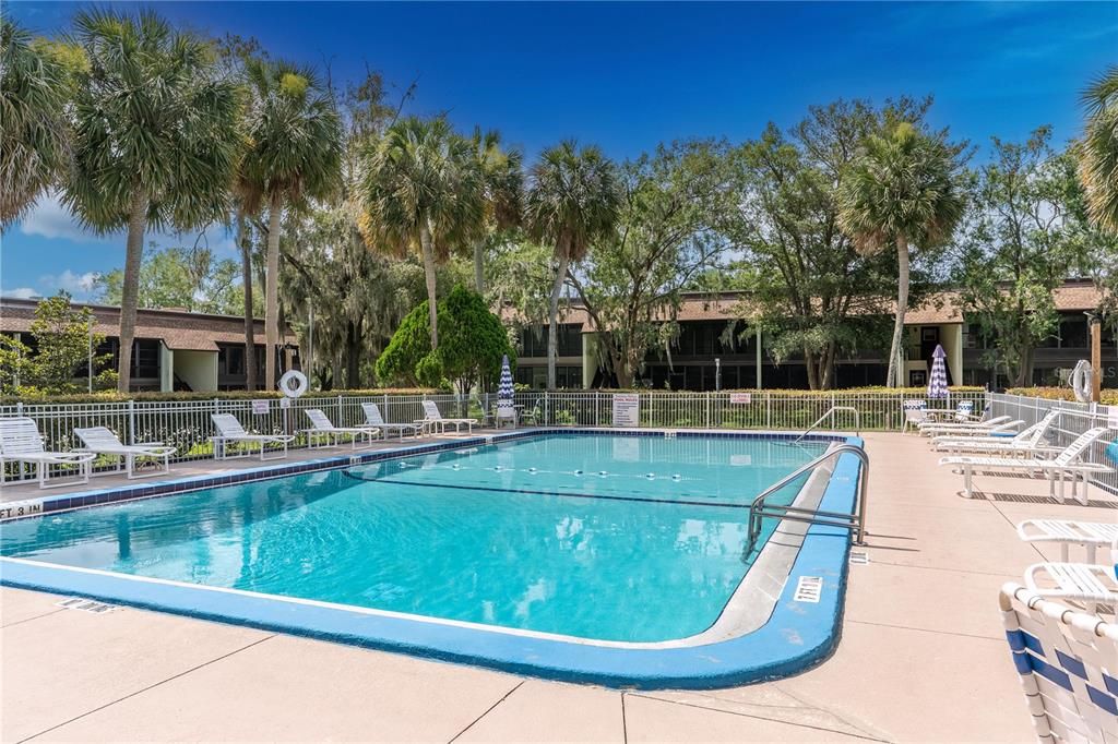 待售: $103,000 (2 贝兹, 2 浴室, 1035 平方英尺)