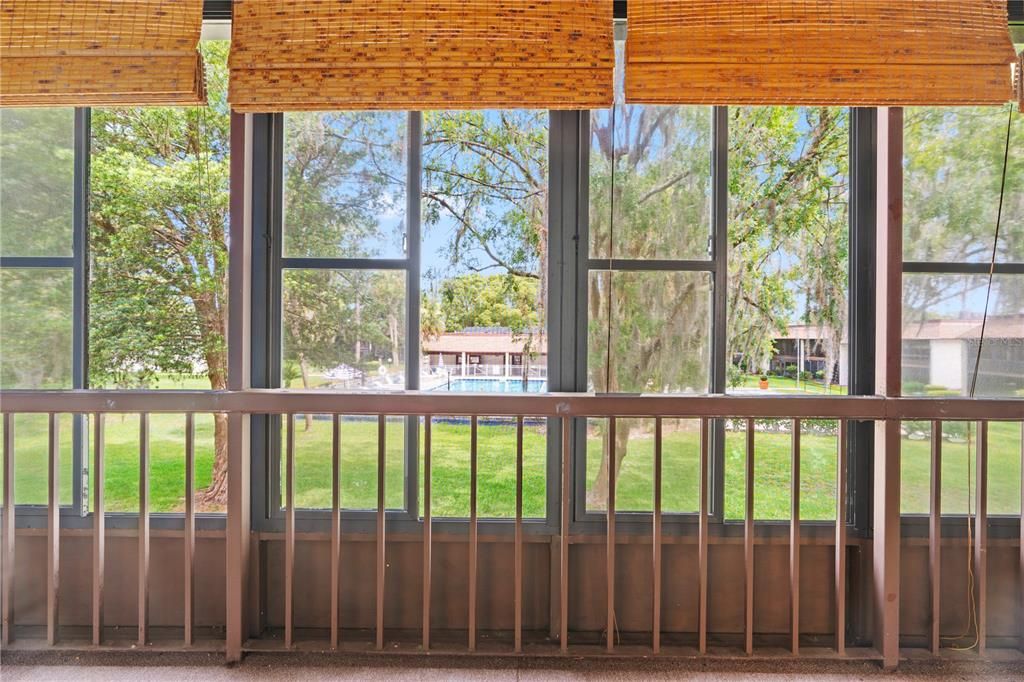 待售: $103,000 (2 贝兹, 2 浴室, 1035 平方英尺)