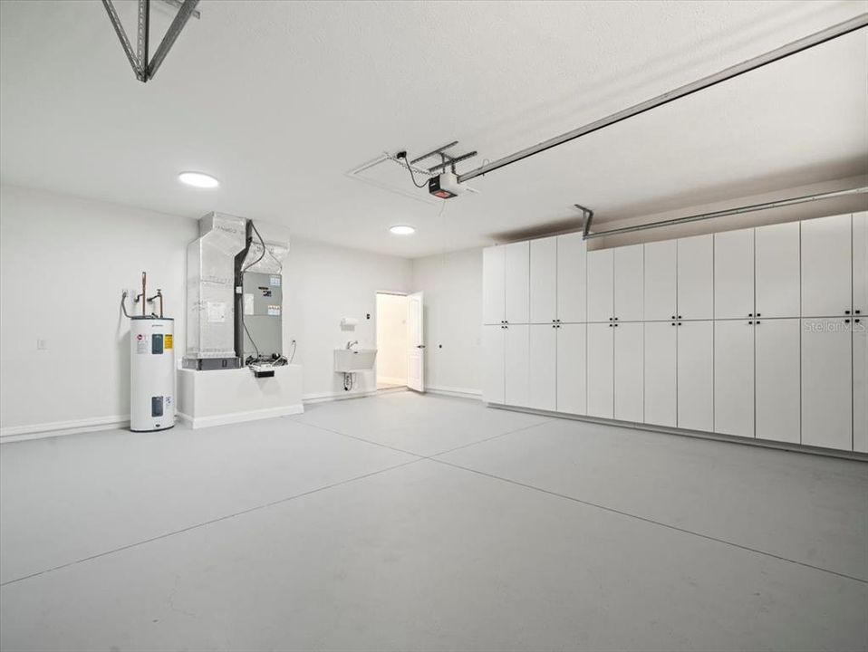 Под контрактом: $550,000 (4 спален, 3 ванн, 2724 Квадратных фут)