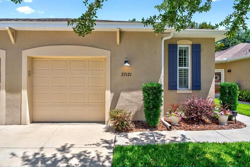 合同活跃: $275,000 (2 贝兹, 2 浴室, 1418 平方英尺)