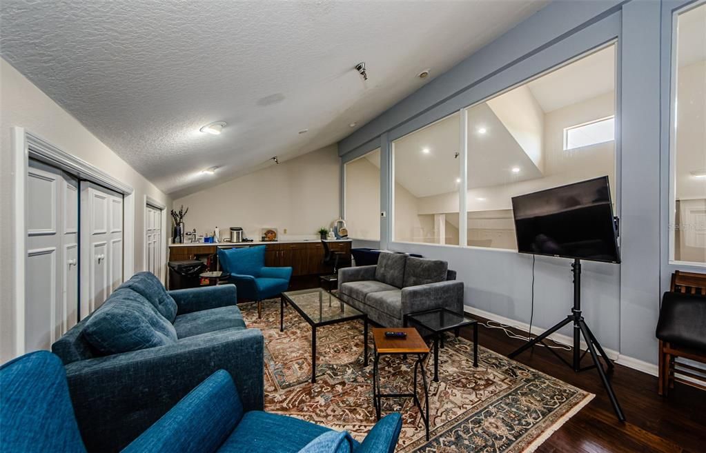 Activo con contrato: $790,000 (0 camas, 0 baños, 3760 Pies cuadrados)