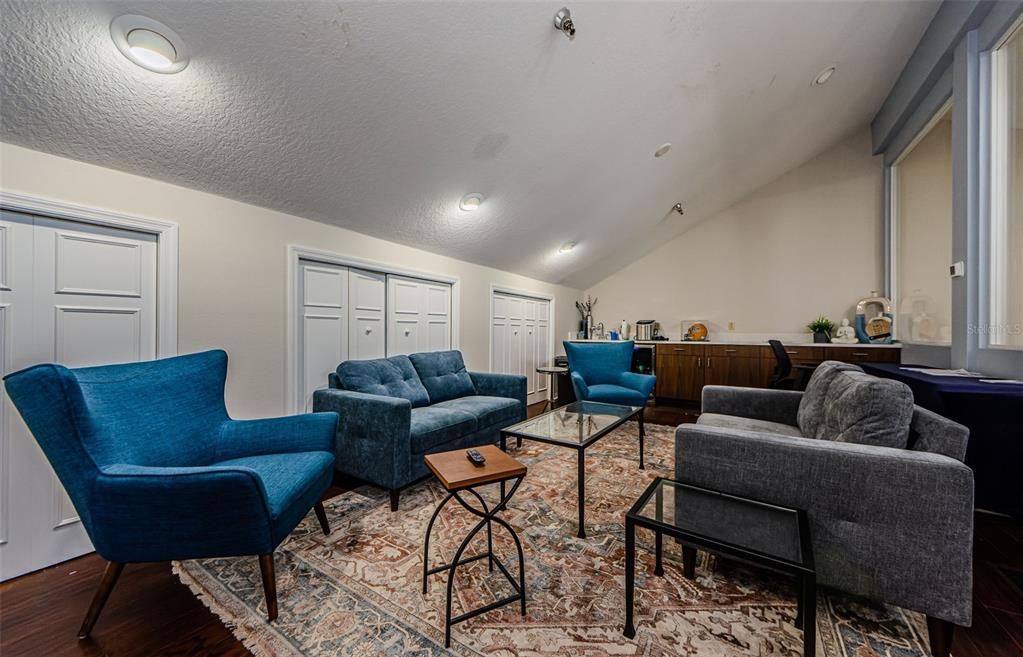 Activo con contrato: $790,000 (0 camas, 0 baños, 3760 Pies cuadrados)