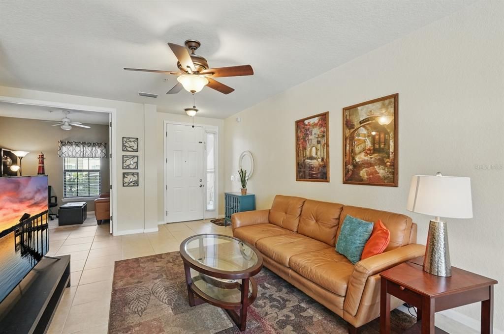 待售: $249,000 (2 贝兹, 2 浴室, 1278 平方英尺)