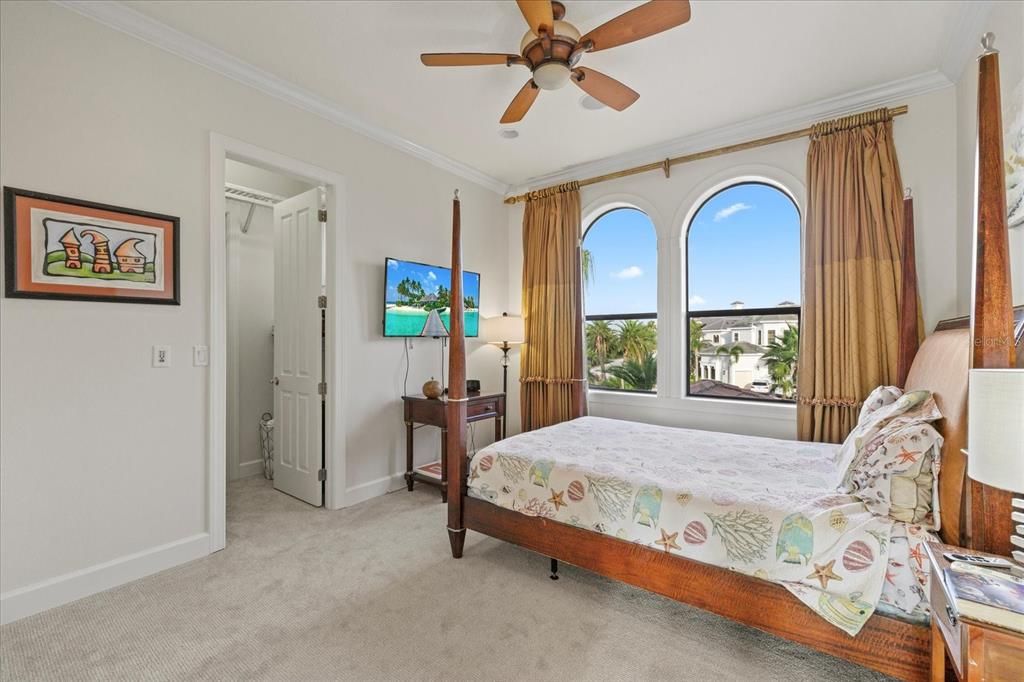 En Venta: $2,690,000 (3 camas, 3 baños, 3669 Pies cuadrados)