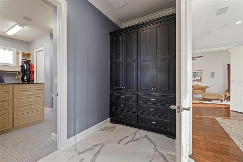 En Venta: $2,690,000 (3 camas, 3 baños, 3669 Pies cuadrados)