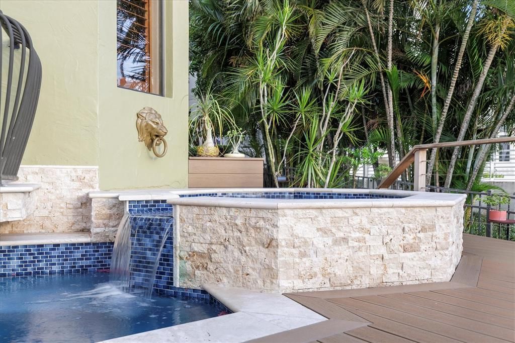 En Venta: $2,690,000 (3 camas, 3 baños, 3669 Pies cuadrados)