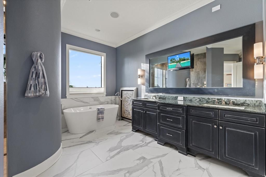 En Venta: $2,690,000 (3 camas, 3 baños, 3669 Pies cuadrados)