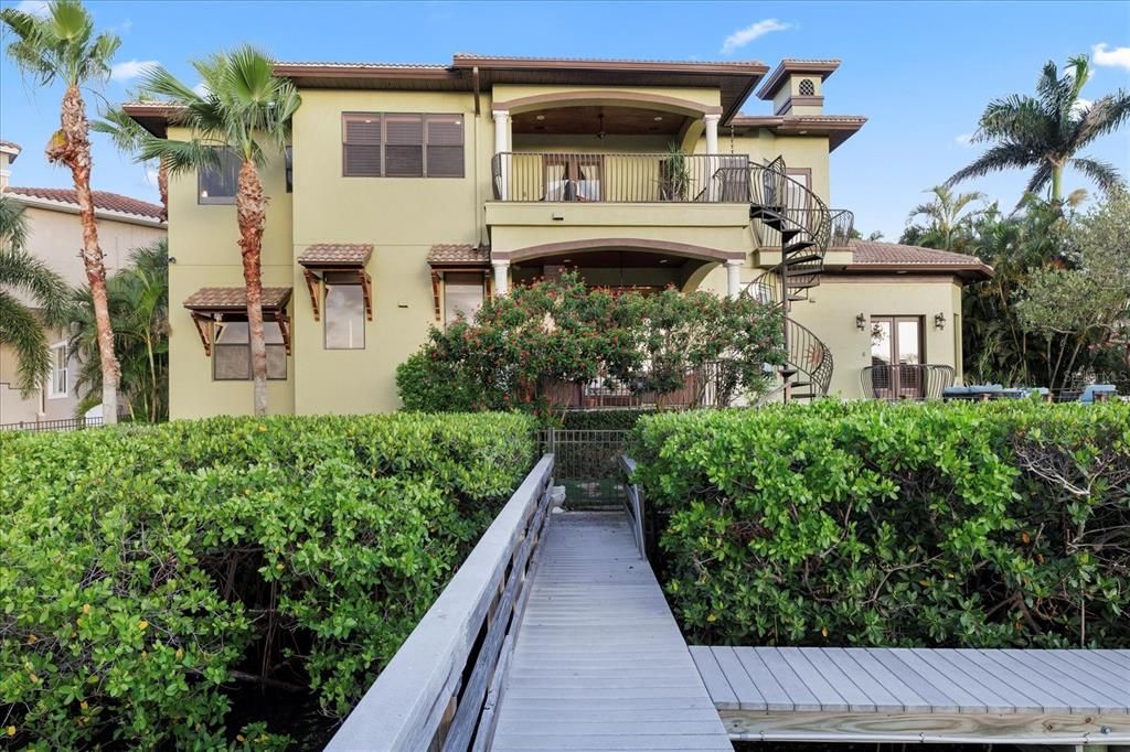 En Venta: $2,690,000 (3 camas, 3 baños, 3669 Pies cuadrados)