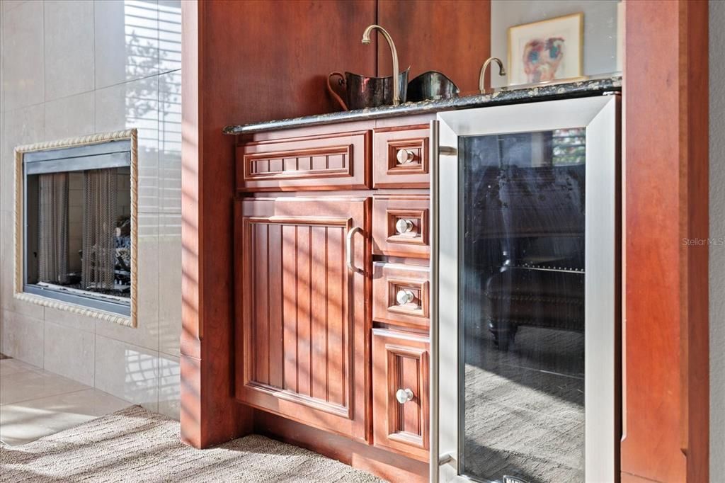 En Venta: $2,690,000 (3 camas, 3 baños, 3669 Pies cuadrados)